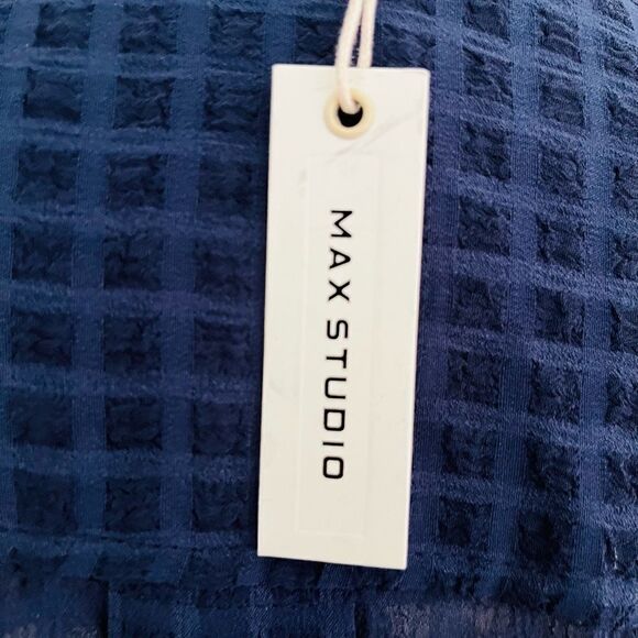 New with tags Max Studio navy blue camp style button front shirt size M. - Picture 7 of 8